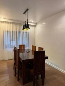 Matityahu House - Cozy, Spacious and DOT-Accredited