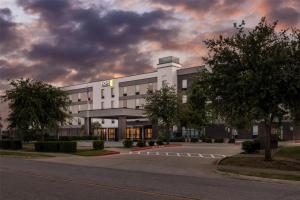 Home2 Suites by Hilton IrvingDFW Airport North