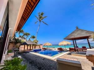 Villa Talia Vashti - Oceanfront villa with Private Sea Access, Pool & Cook