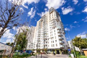 Arena Gdańsk Superior Apartment by BookingHost