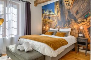 Lescale du Gros-Horloge une parenthèse prestigieuse au coeur de Rouen