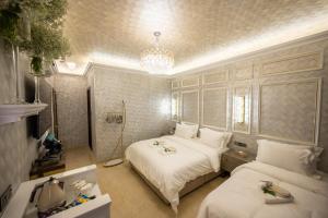 Ritz Residence, Imago Mall Loft B