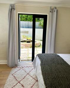 Noordhoek Family Friendly Villa with Housekeeper
