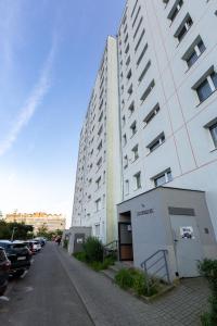 Gdynia Główna Spacious Apartment by BookingHost