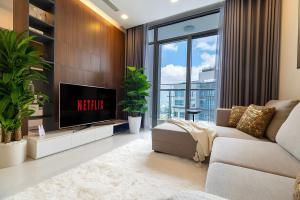 Bistro Apartment - Vinhomes Central Park