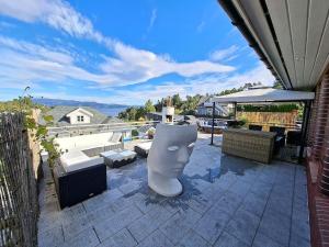 Villa with lake view