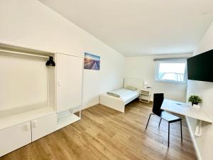 Monteurzimmer - Workers accommodation - ZIMMERzuVERMIETEN in Deitingen Industriestrasse