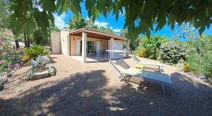 Villa avec piscine hors sol à 10mn de la plage