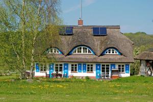 Ferienwohnungen unterm Reetdach