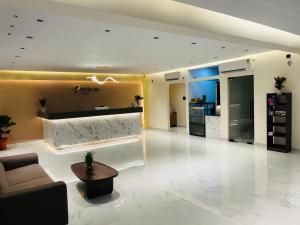 Rhyme Hotel - Hitech City