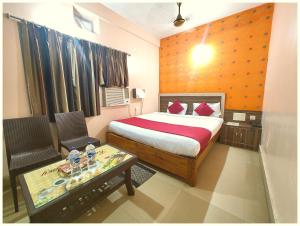 PRIME LOCATION NEAR SEA BEACH Hotel Sri Krishna Classic Residency ! Puri - Near Jagannath Temple and Golden Swargadwar Beach - Bengali Market - A Top Rated Hotel IN PURI