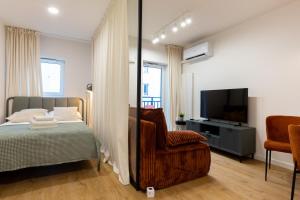 Gdynia Marina Superior Studio by BookingHost