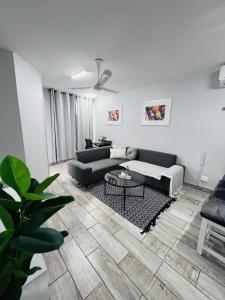 Family beach gateway