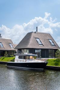 Svencelės Salos Canal Villa