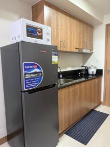 Red Residences Cozy Condo in Makati Near NAIA