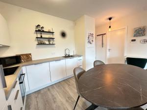 Modern apartment in Lágaleiti in Reykjavik - Birta Rentals