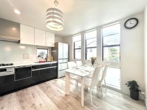 Yayoichō, Nakano City house-NN0416