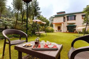 Mistair Estate 10 BR Lux Garden Cook Pool Table