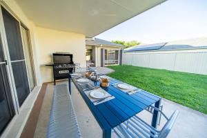 Family Friendly Funhouse close toTheme Parks