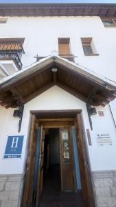 HOTEL LOS GUILOS