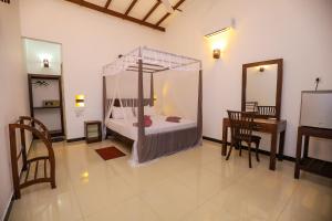 Tinara River Inn, Weligama
