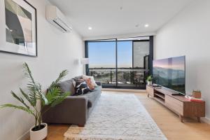 Contemporary 2-Bed Haven with Swimming Pool - Ubytování bez kategorie ve městě Clayton North