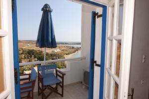 Armonia by Grispos Villas Schoinoussa-Island Greece