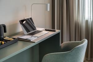 Millennium Hub & Hotel