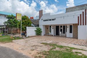 RedDoorz Syariah near KBC Batam Centre