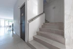 RedDoorz Plus near Kepri Mall