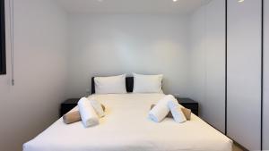 Aqua Beachfront Villas - Villa 2
