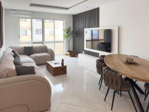 3 bdr cozy apt, Exterior POOL , Cidadela - LCGR - 3hvězdičkové hotely ve městě Praia