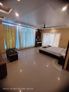 The Royal Sea A Unit of Adi Group of Hotel And Resort