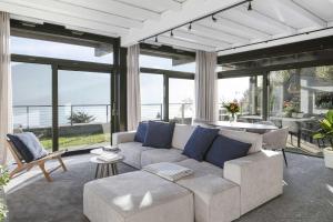 Luxury Penthouse Lake View Pool Terrasse Sauna