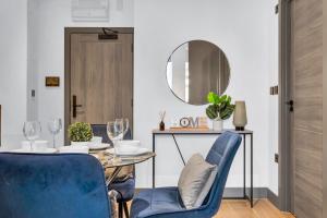 Lux 2BR 1BA 30 Mins Central London