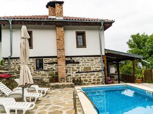 Къща за гости Ножери