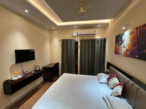 Sacred Kashi Homestay