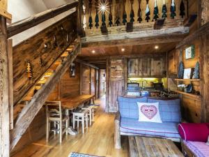 Chalet Lecommandeur - Appartement duplex confortable Ski aux pieds Balcon MAE-7423