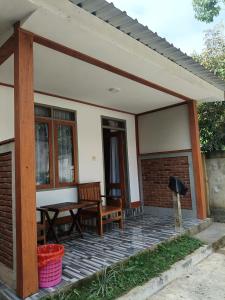 Dev Guesthouse and Restaurant