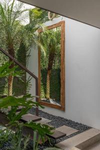 Ricefield view 3BR designer Villa 1 min from beach