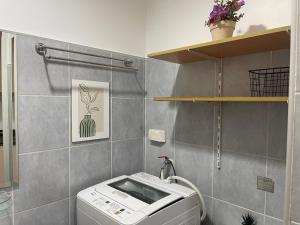 PinkDoorZ MOA Staycation at SEA Residences