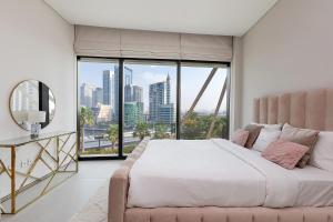 Address Beach Residence 1BR Apartment with City View