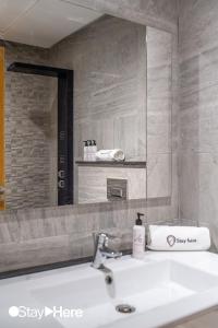 StayHere Beachfront Escape