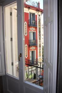 Plaza Mayor View Apartment in City Center