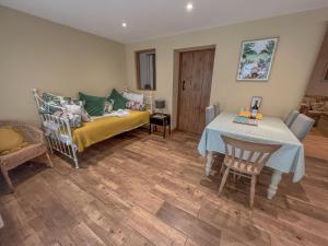 Rural Cottage under 3 miles to Mundesley and Norfolk Coast