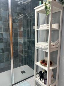 Habitación con baño privado