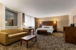 Best Western Ville-Marie Montreal Hotel & Suites