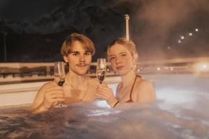 Palace Luxury Wellness Apartment and Boutique Hotel Ski-in-out