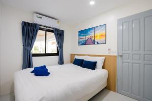 SeaTime Beachfront Chaam