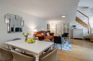 Domillion 3bdr Huge Town Hall Luxury Apt AC D3948